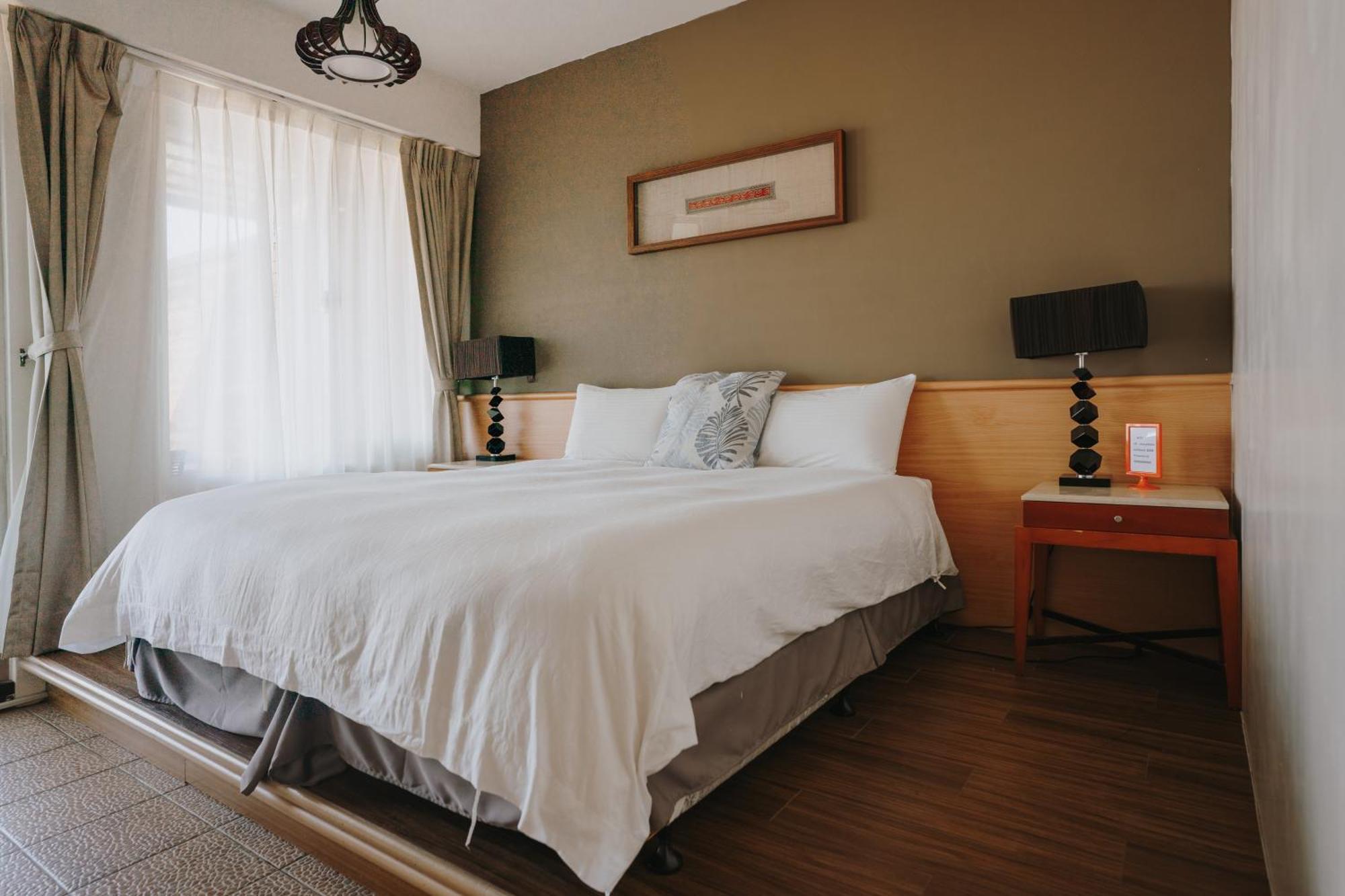 Mountain Traveler Inn Цзюфень Екстер'єр фото