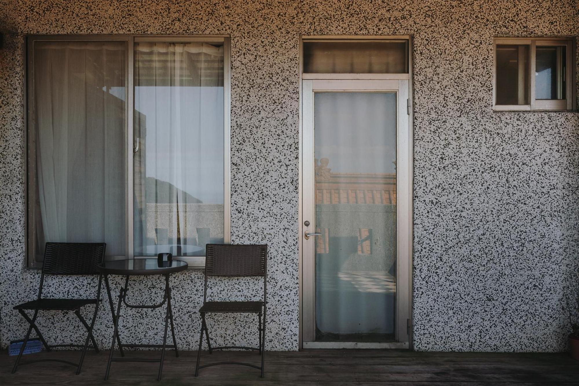 Mountain Traveler Inn Цзюфень Екстер'єр фото