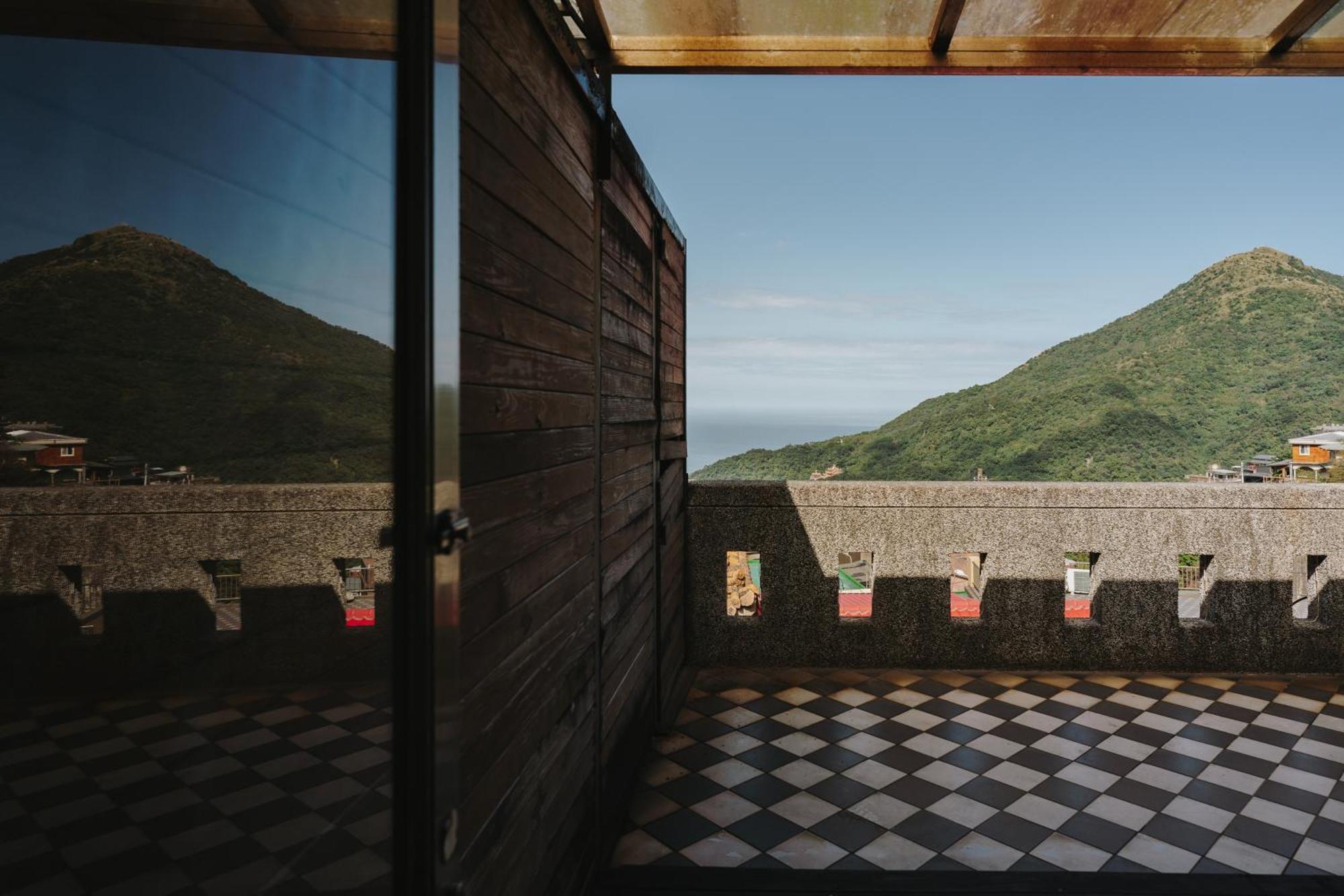 Mountain Traveler Inn Цзюфень Екстер'єр фото